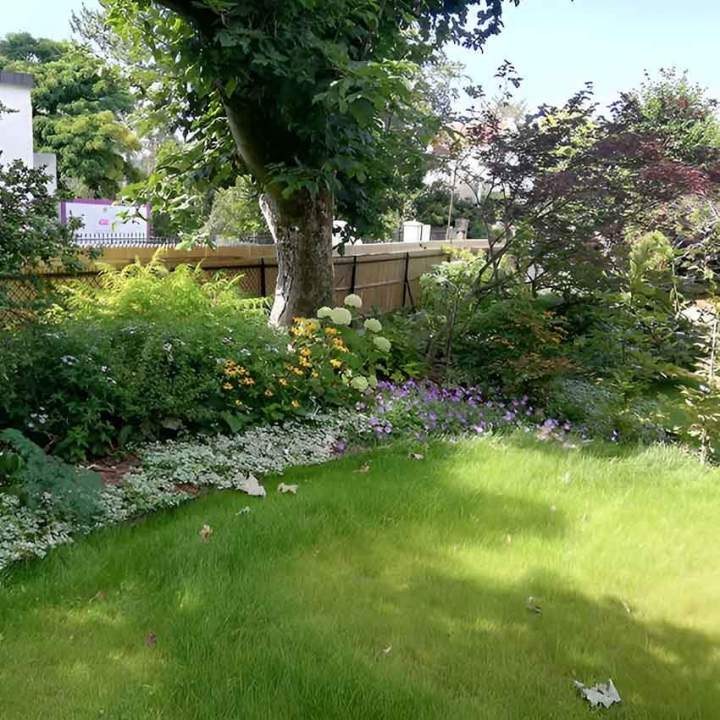 Conception et réalisation d’espaces verts sur mesure.