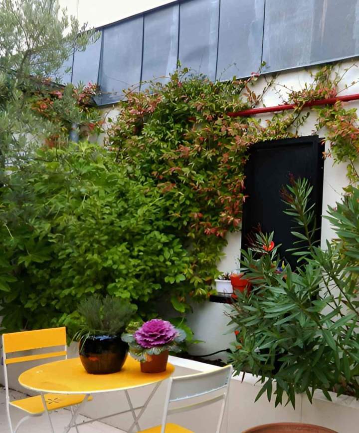 Plantation de fleurs Montmorency